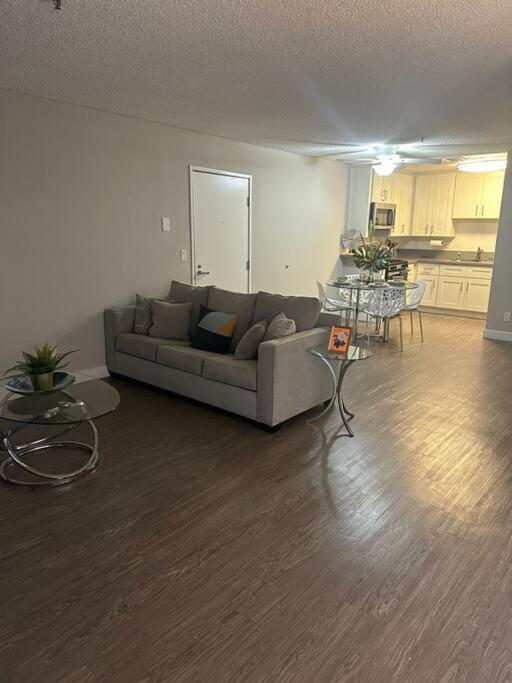 Two Bedroom Hollywood Apartment Los Angeles Exterior foto